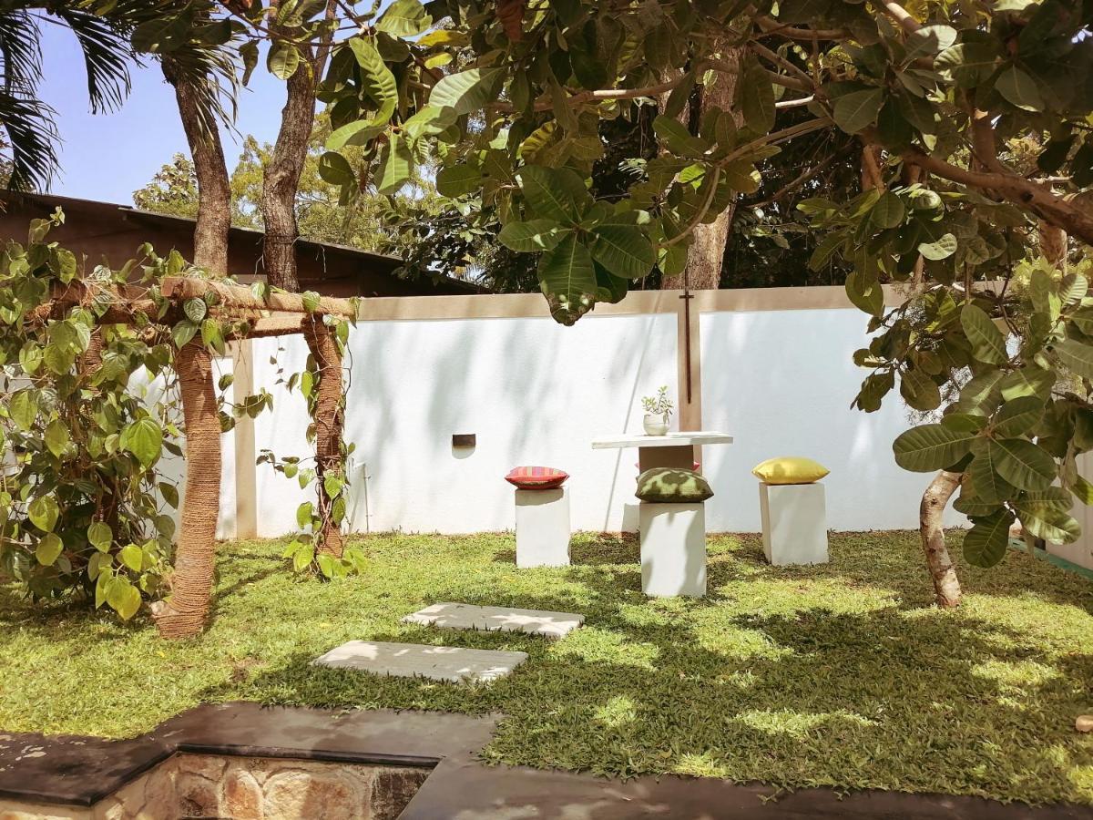 Ceylonima Home Stay Anuradhapura Exterior photo
