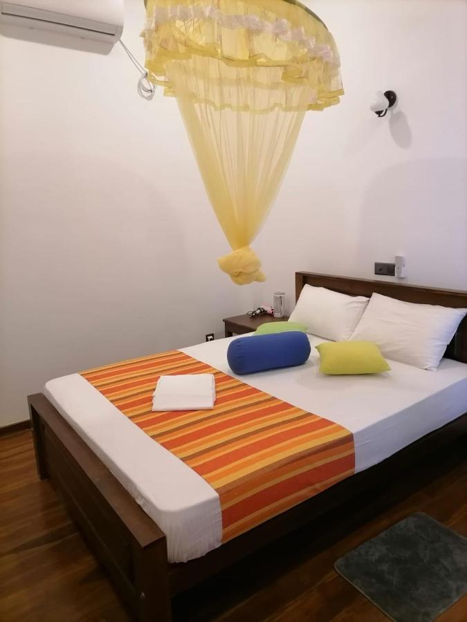 Ceylonima Home Stay Anuradhapura Exterior photo
