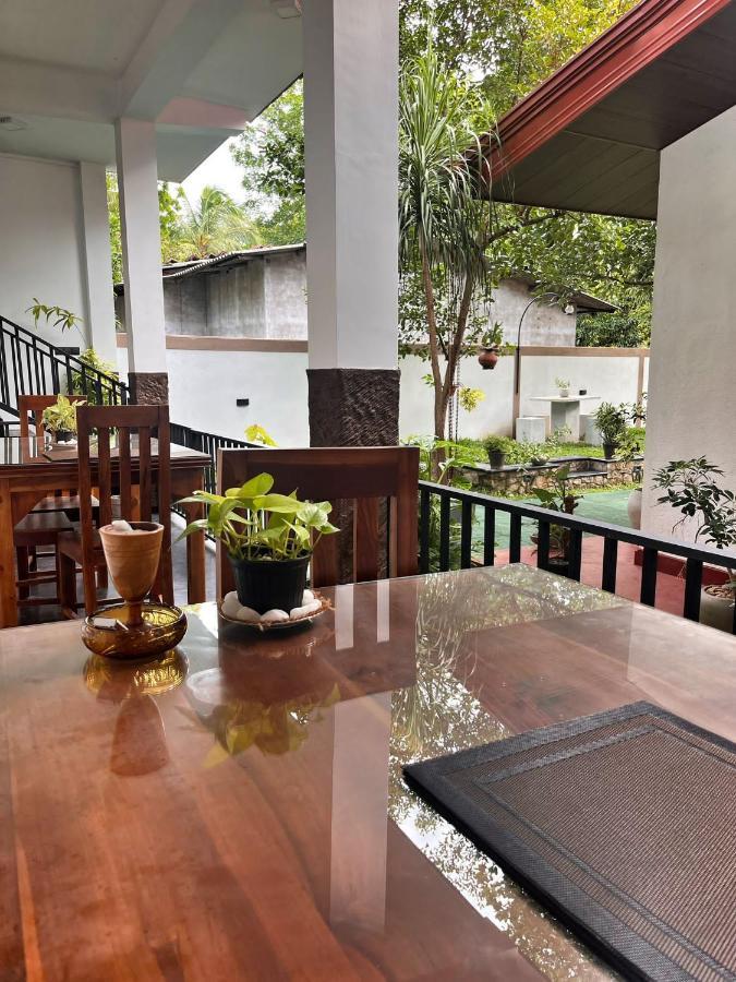Ceylonima Home Stay Anuradhapura Exterior photo