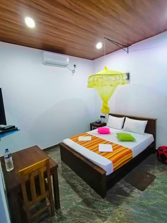 Ceylonima Home Stay Anuradhapura Exterior photo