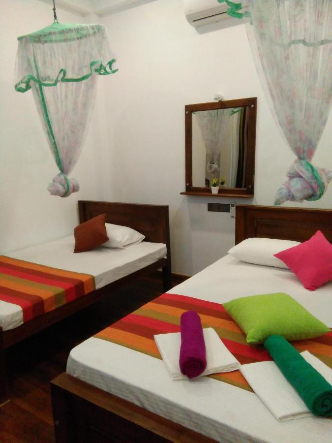 Ceylonima Home Stay Anuradhapura Exterior photo